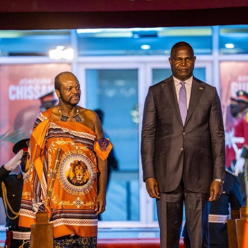 FB_IMG_1754079683111 🤝 Moçambique Recebe Rei Mswati III com Honras de Estado: Uma Celebração da Irmandade e Cooperação Regional